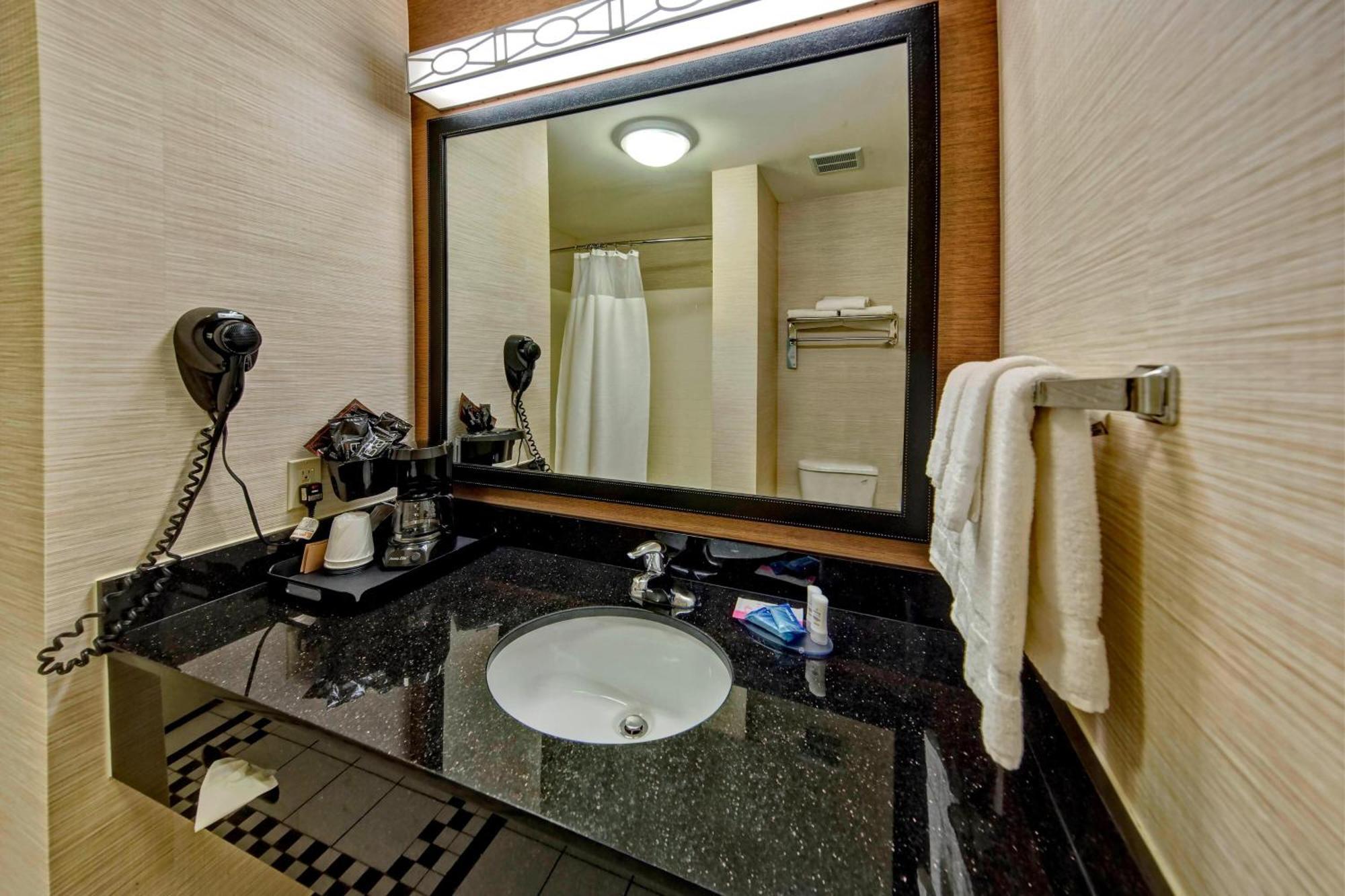 Fairfield Inn And Suites By Marriott Oklahoma City Airport Εξωτερικό φωτογραφία